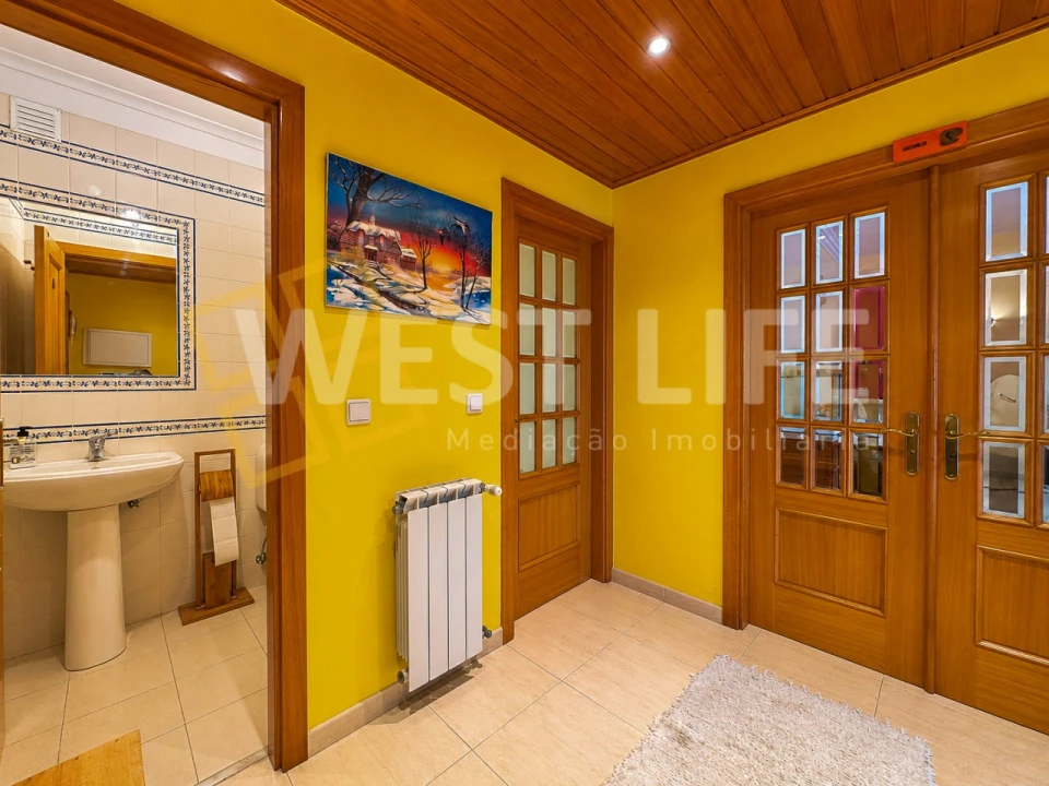 Apartamento T2 para Arrendamento em Mafra Foto 13