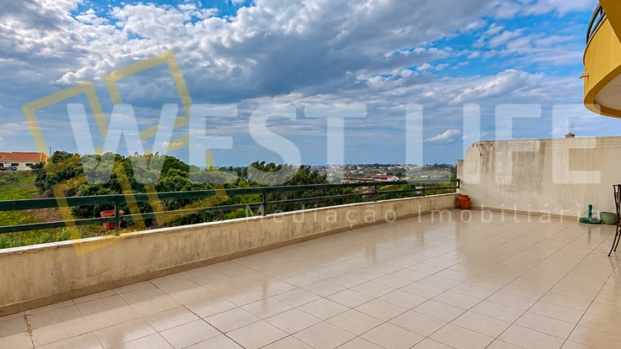 Apartamento T2 para Arrendamento em Mafra