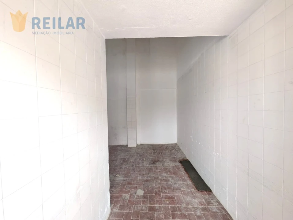 Armazém para Arrendamento em Santa Iria de Azoia, São João da Talha e Bobadela Foto 4