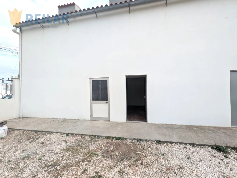 Armazém para Arrendamento em Santa Iria de Azoia, São João da Talha e Bobadela Foto 6