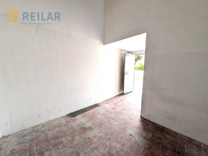 Armazém para Arrendamento em Santa Iria de Azoia, São João da Talha e Bobadela Foto 3