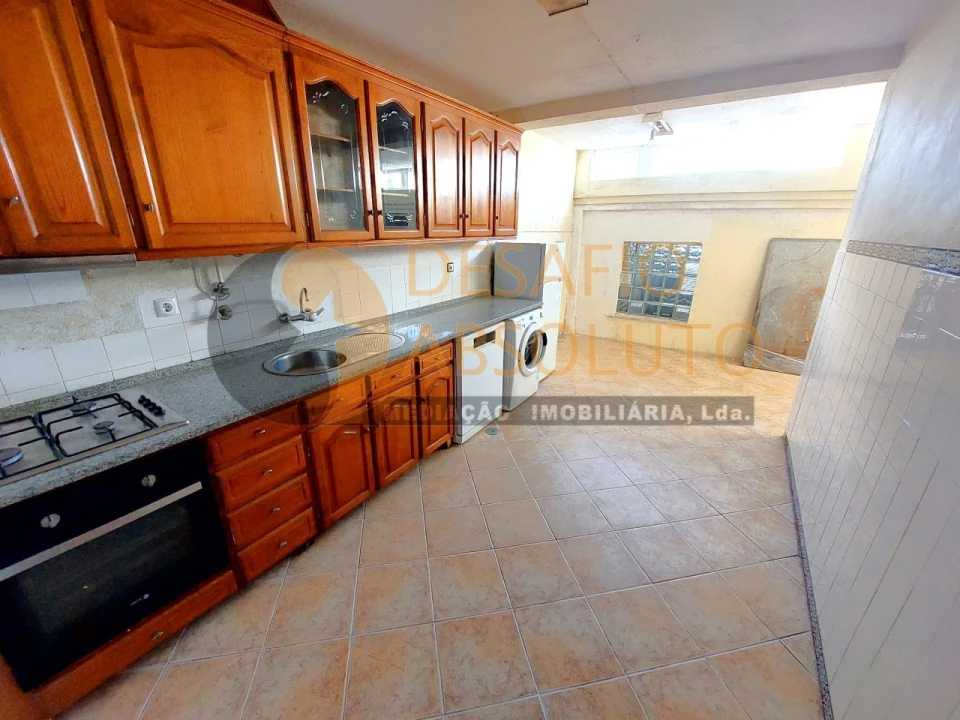 Moradia T3 para Venda em Azeitão (São Lourenço e São Simão) Foto 1