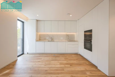 Apartamento T2 para Venda em Glória e Vera Cruz