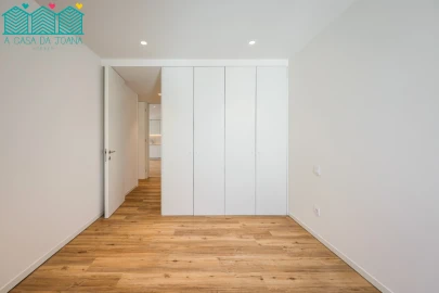 Apartamento T2 para Venda em Glória e Vera Cruz