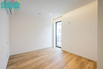 Apartamento T2 para Venda em Glória e Vera Cruz