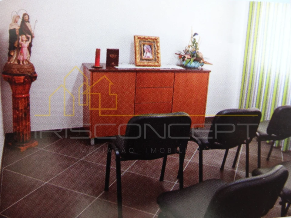 Negócio para Venda em Leiria, Pousos, Barreira e Cortes Foto 9