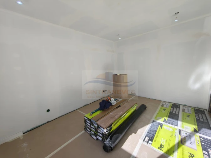 Apartamento T2 para Venda em Mina de Água Foto 9