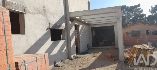Moradia T3 para Venda em Fernao Ferro