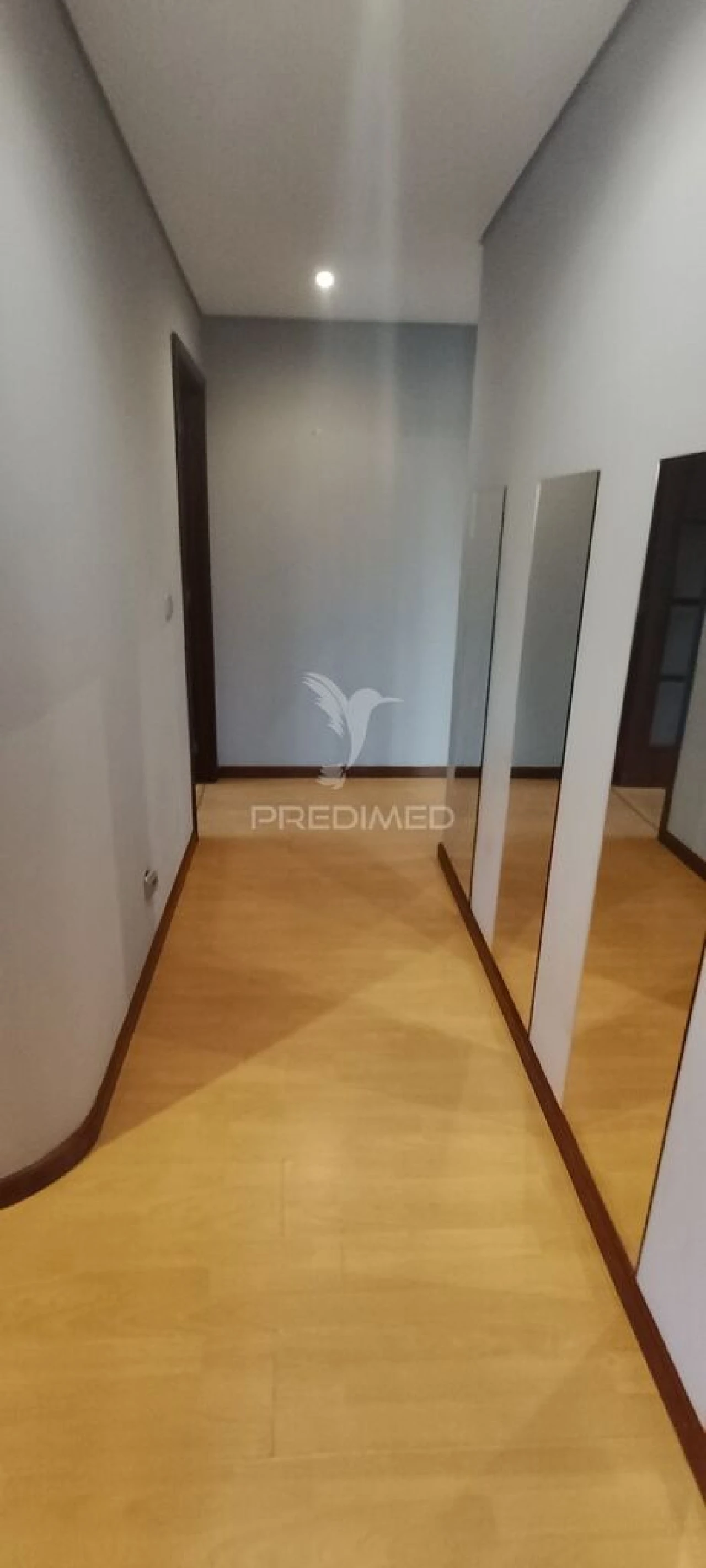 Apartamento T2 para Venda em Oliveira do Douro Foto 5