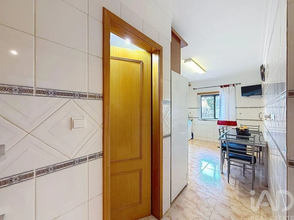 Apartamento T2 para Venda em Barreiro e Lavradio Foto 27