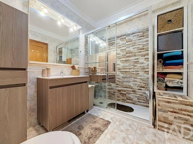 Apartamento T2 para Venda em Barreiro e Lavradio Foto 9