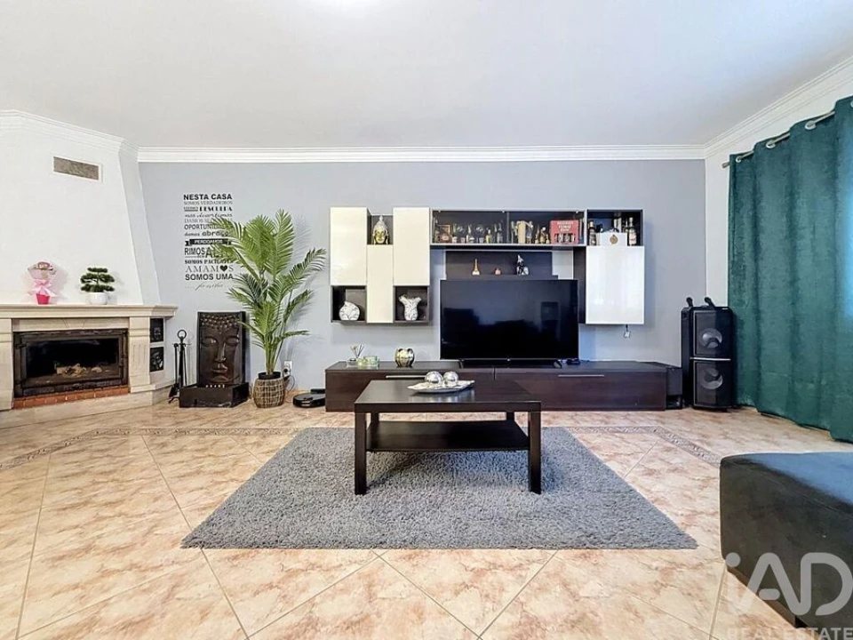 Apartamento T2 para Venda em Barreiro e Lavradio Foto 5