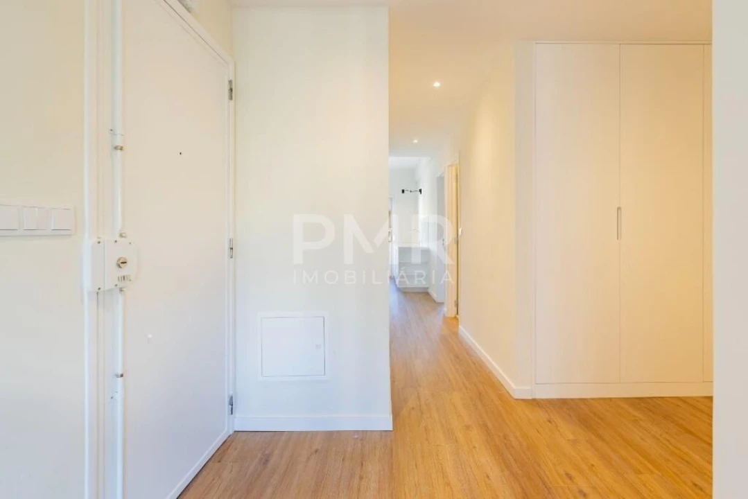 Apartamento T3 para Arrendamento em Lumiar Foto 7