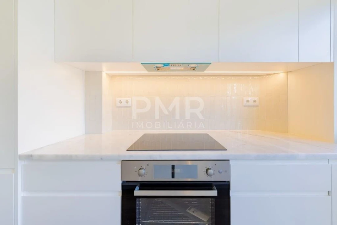 Apartamento T3 para Arrendamento em Lumiar Foto 11