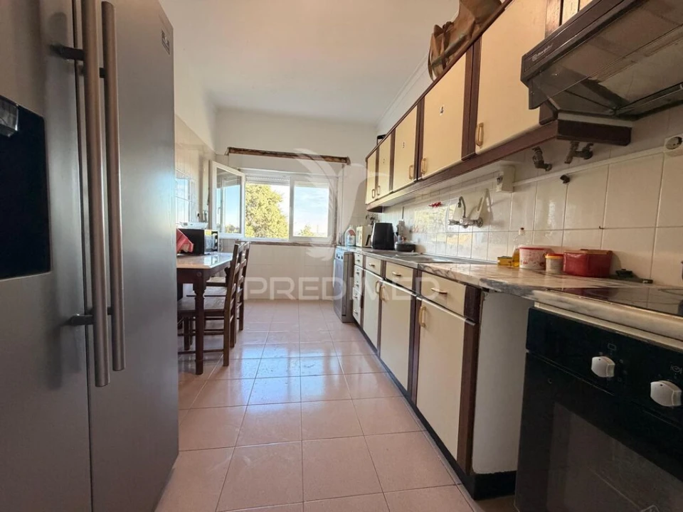Apartamento T3 para Venda em Amora Foto 1