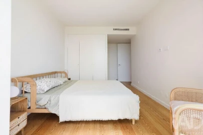 Apartamento T2 para Arrendamento em Armação de Pera