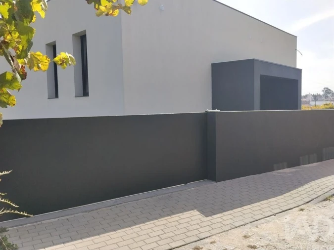 Moradia T3 para Venda em Baltar Foto 3