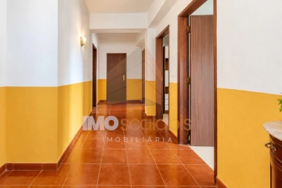 Moradia T5 para Venda em Carregueira