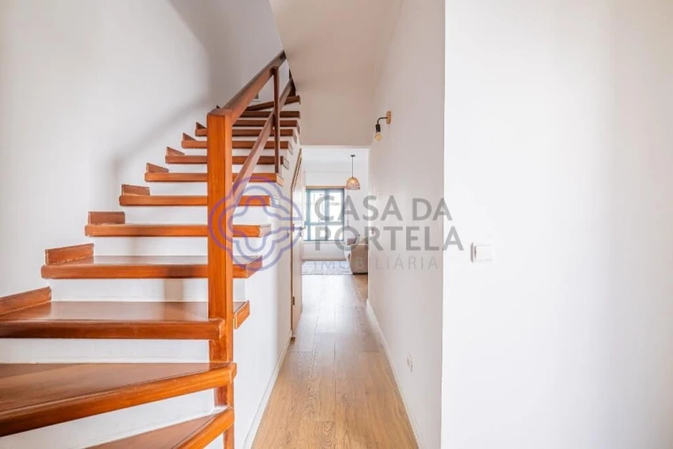 Moradia T3 para Arrendamento em Gaio-Rosário e Sarilhos Pequenos Foto 4