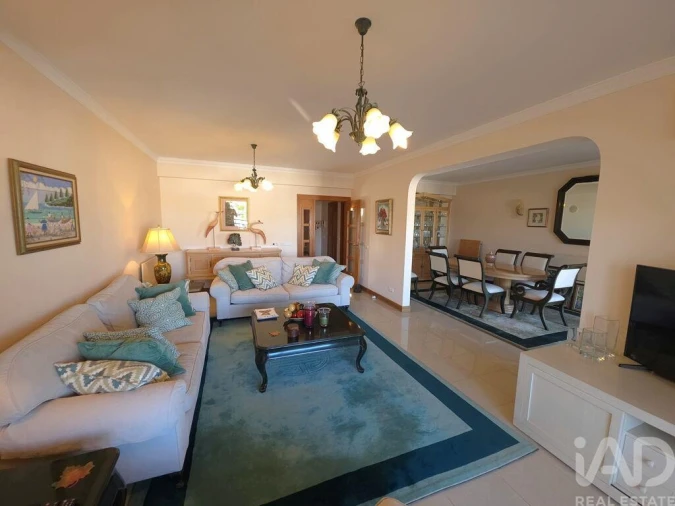 Apartamento T3 para Venda em Quarteira Foto 5
