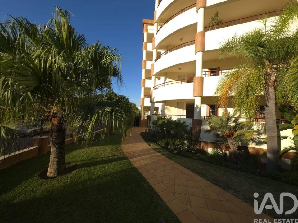 Apartamento T3 para Venda em Quarteira Foto 29
