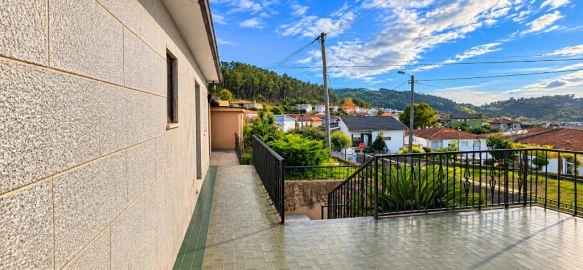 Moradia T3 para Venda em Rebordões