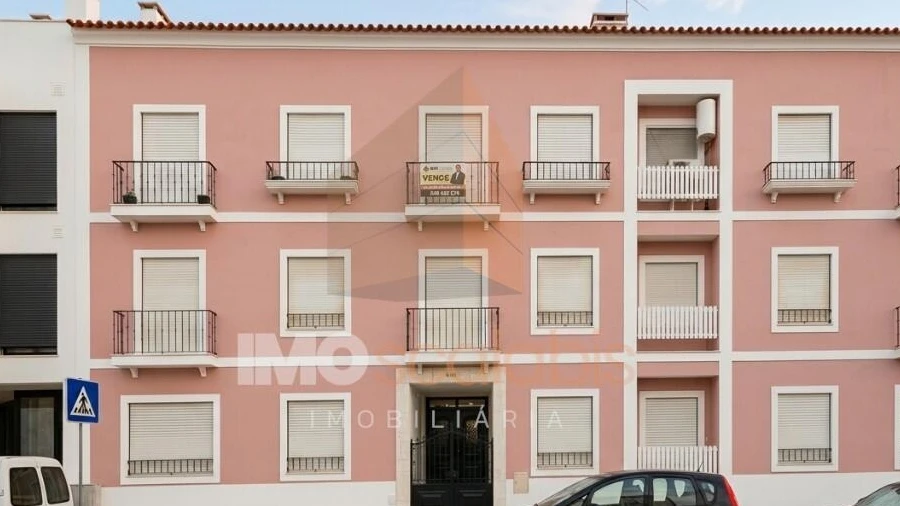 Apartamento T2 para Venda em Almeirim