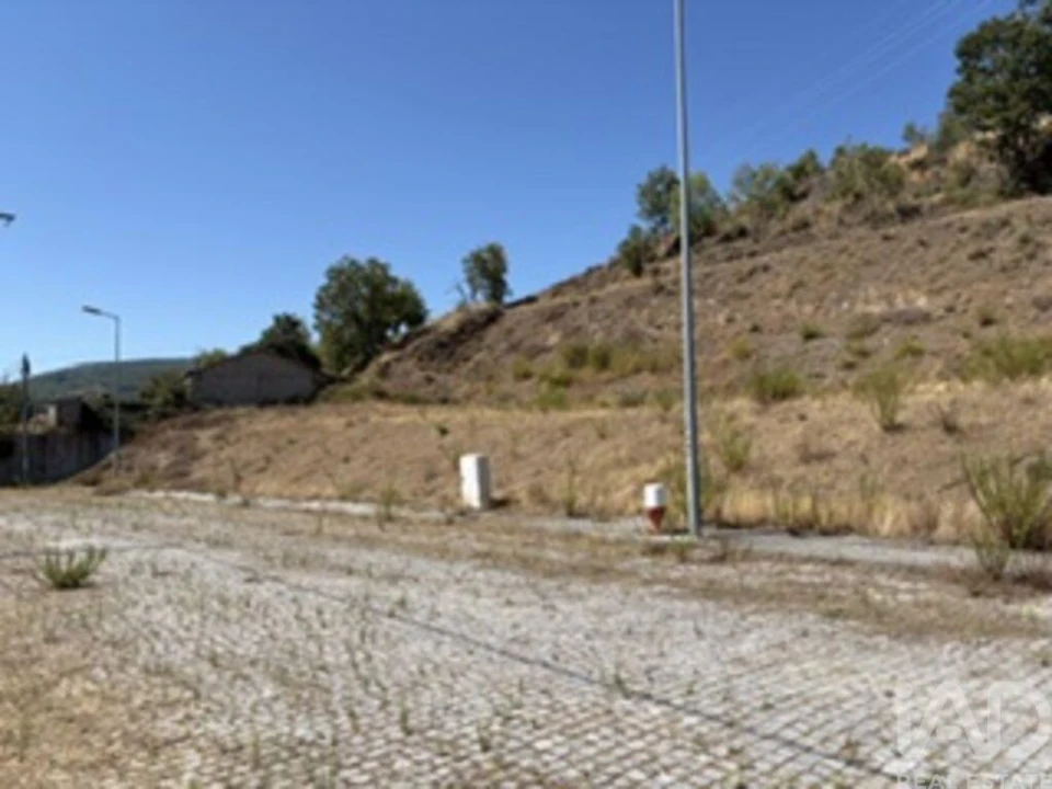 Terreno para Venda em Rebordãos Foto 6