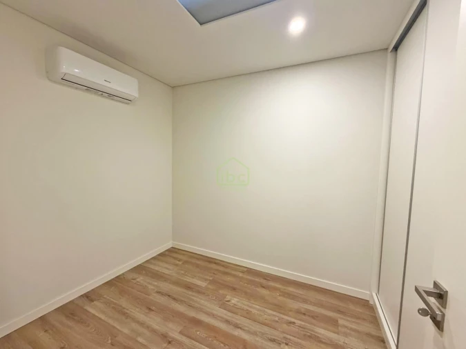 Moradia T2 para Venda em Arvore Foto 12