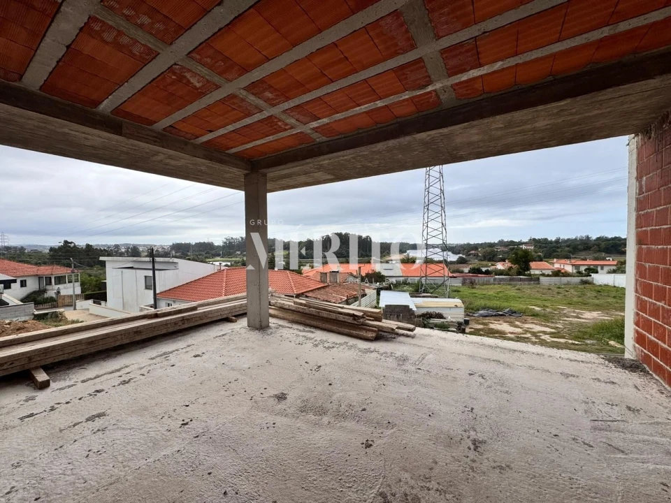 Moradia T3 para Venda em Gemeses Foto 9