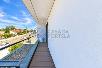 Moradia T3 para Venda em Grijó e Sermonde