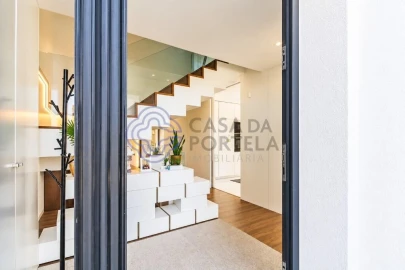 Moradia T3 para Venda em Grijó e Sermonde