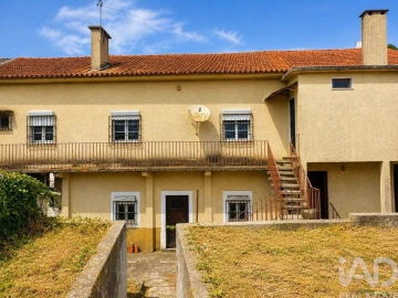 Moradia T8 para Venda em São Martinho de Árvore e Lamarosa