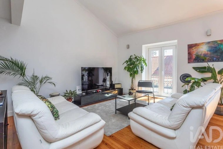 Apartamento T2 para Venda em Misericórdia Foto 2