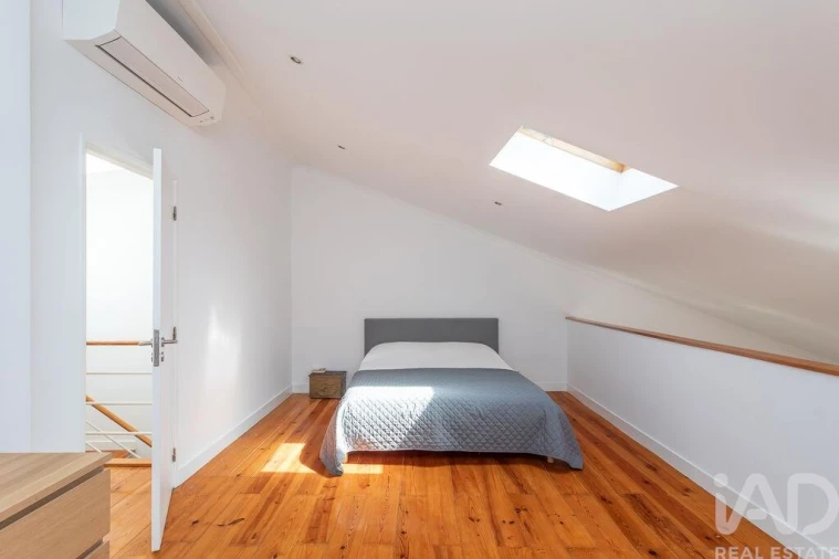 Apartamento T2 para Venda em Misericórdia Foto 19