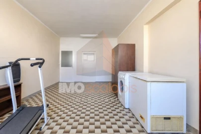 Moradia T5 para Venda em Romeira e Várzea