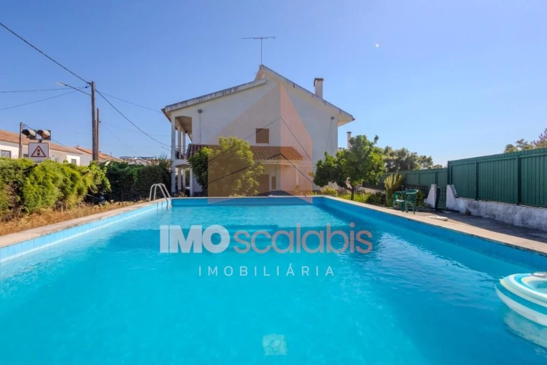Moradia T5 para Venda em Romeira e Várzea Foto 32