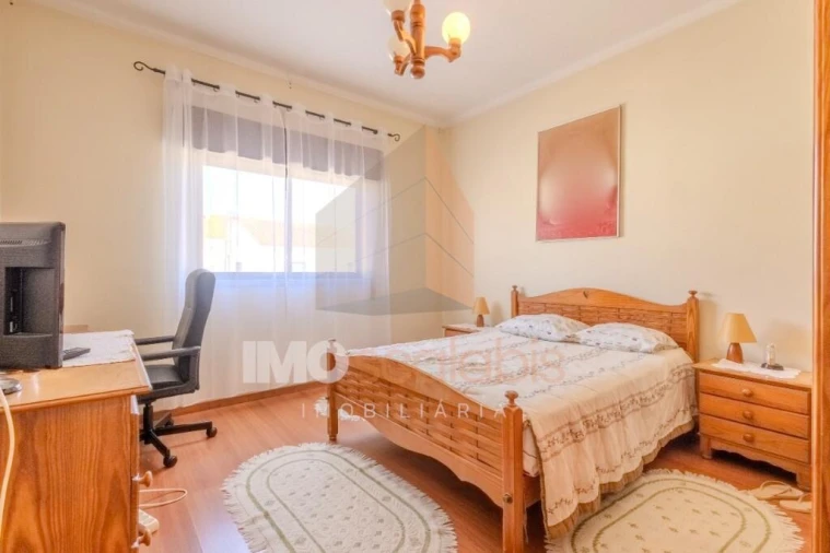 Moradia T5 para Venda em Romeira e Várzea Foto 24