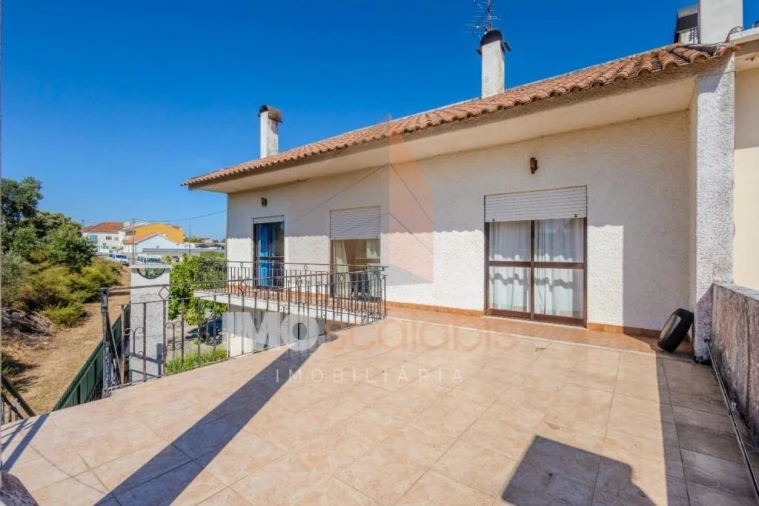 Moradia T5 para Venda em Romeira e Várzea Foto 19