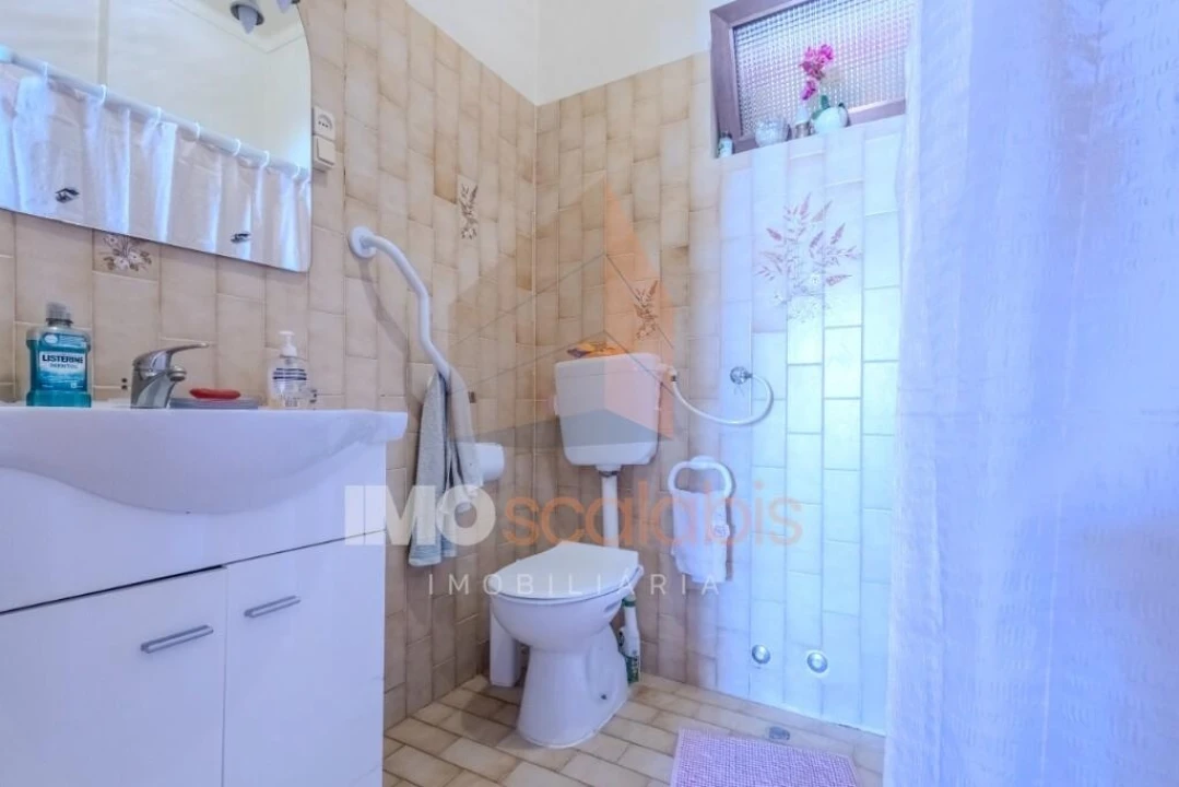 Moradia T5 para Venda em Romeira e Várzea Foto 9