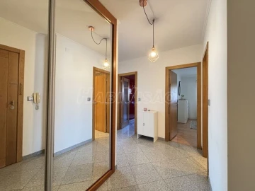 Apartamento T1 para Venda em Valongo