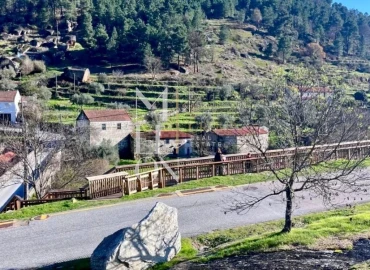 Moradia T3 para Venda em Pousade e Albardo