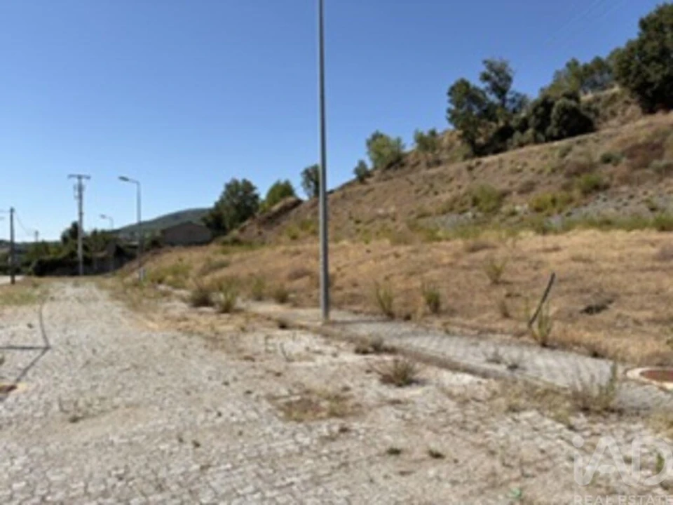 Terreno para Venda em Rebordãos Foto 3