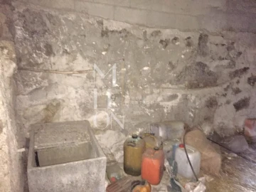Moradia T2 para Venda em Carlão e Amieiro