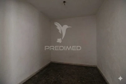 Moradia T4 para Venda em Igreja Nova do Sobral