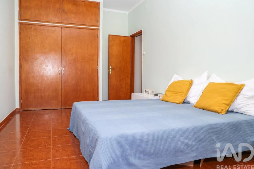 Apartamento T3 para Venda em Lourinhã e Atalaia Foto 16