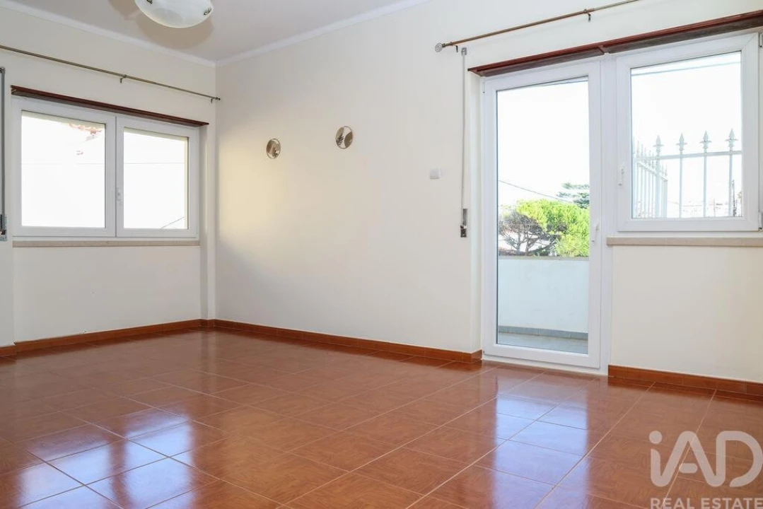 Apartamento T3 para Venda em Lourinhã e Atalaia Foto 10