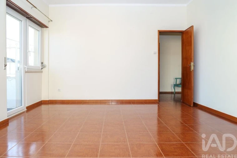 Apartamento T3 para Venda em Lourinhã e Atalaia Foto 9