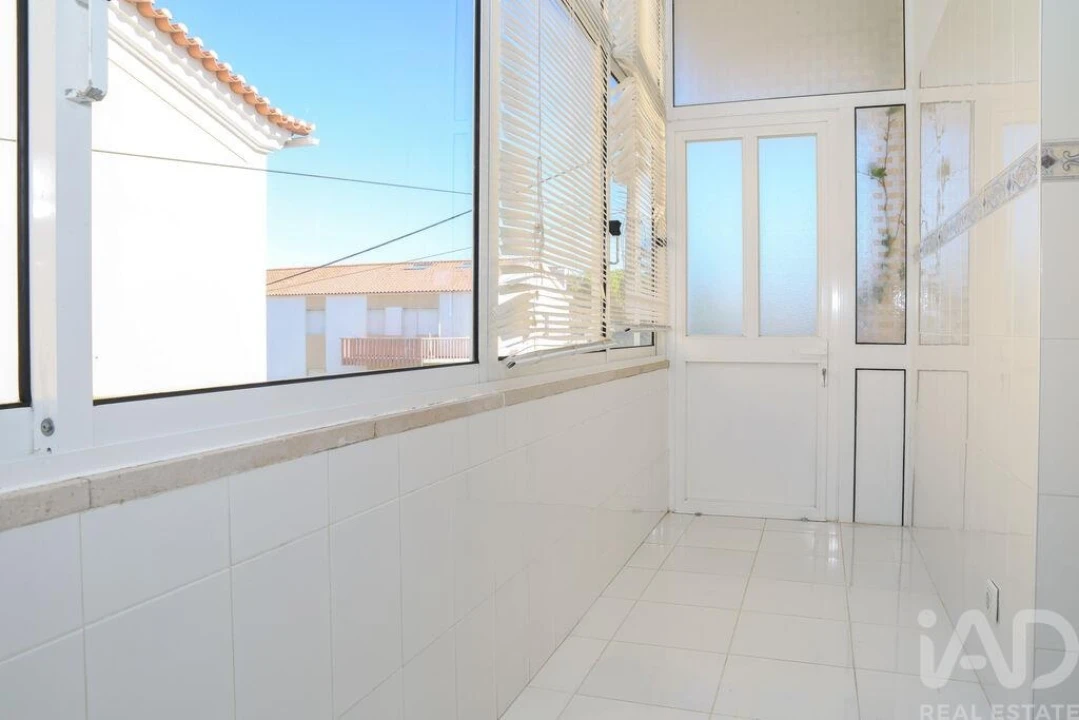 Apartamento T3 para Venda em Lourinhã e Atalaia Foto 14