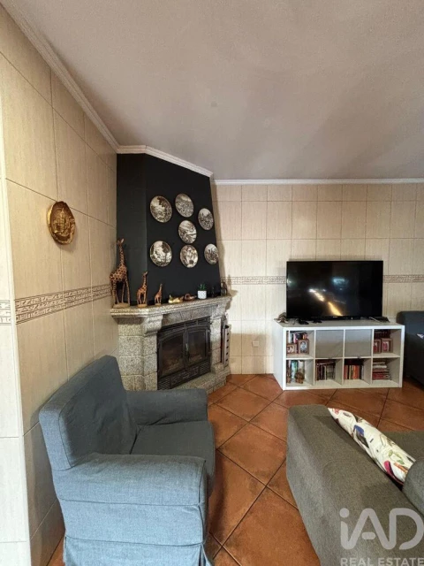Moradia T4 para Venda em Vila Marim